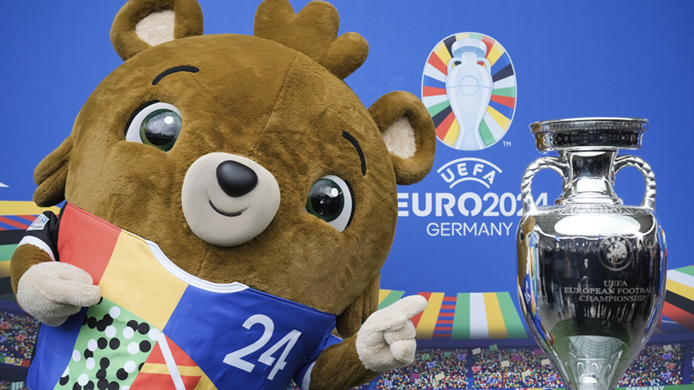 كيف يمكن مشاهدة البث المباشر لمباراة ألمانيا ضد اسكتلندا في افتتاح "يورو 2024"؟