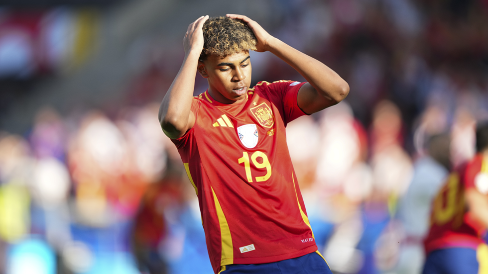رسميا.. منتخب إسبانيا يضم ثنائي برشلونة إلى تشكيلته في أولمبياد باريس ويستبعد لامين جمال