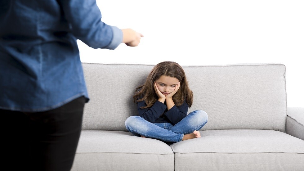 اكتشاف علاقة بين العنف في مرحلة الطفولة والمشكلات الأسرية في مرحلة البلوغ