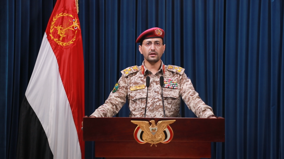 "مشتركة مع المقاومة العراقية".. الحوثيون يعلنون تنفيذ 4 عمليات عسكرية بالبحرين الأحمر والمتوسط