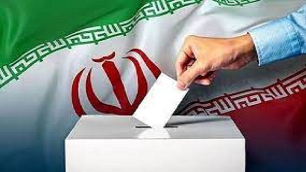 الإيرانيون في ليبيا يدلون بأصواتهم في الانتخابات الرئاسية لبلادهم (صور)