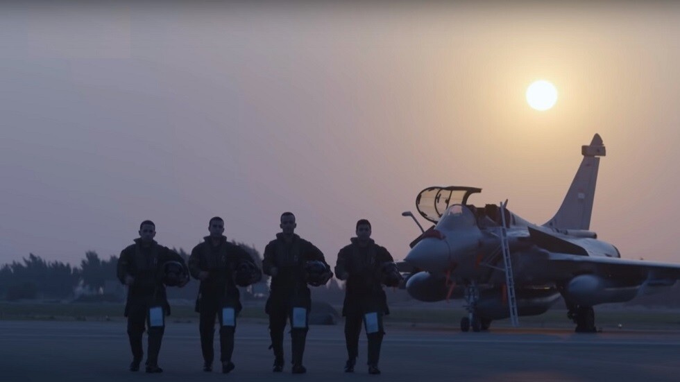 قائد قوات الدفاع الجوي المصرية: نؤمن بمبدأ "وما خفي كان أعظم"