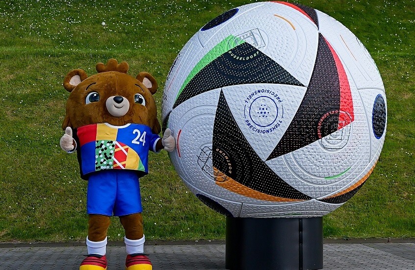 "نهائي مبكر" بين ألمانيا وإسبانيا اليوم في "يورو 2024".. الموعد والتشكيلة والقنوات الناقلة