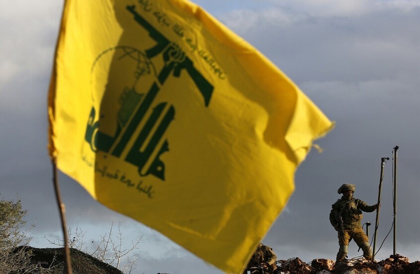 "حزب الله" يكشف هوية القيادي في صفوفه الذي قتل بغارة إسرائيلية على سيارته في سوريا (صورة)