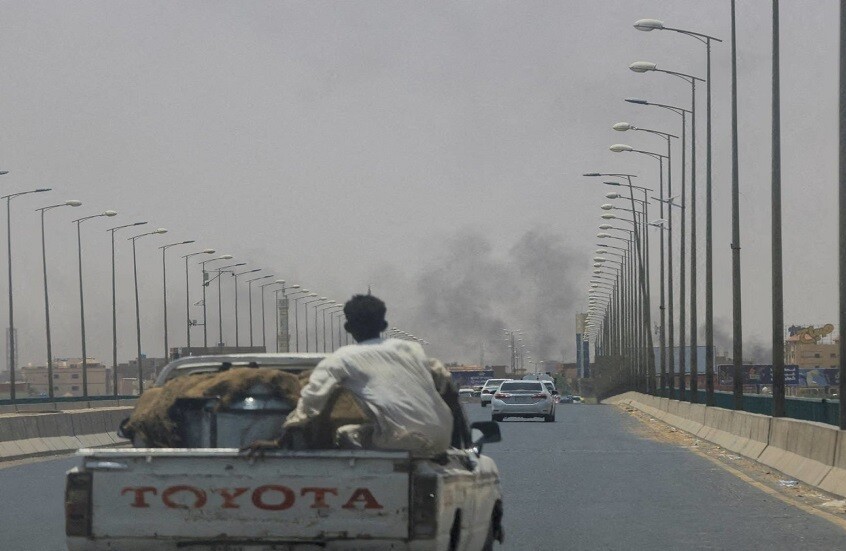 الشرطة السودانية تأمر جميع الأجانب بمغادرة الخرطوم