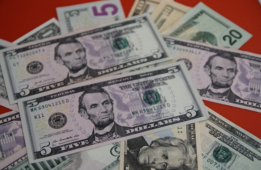 السعودية توقع اتفاقات بـ50 مليار دولار مع الصين