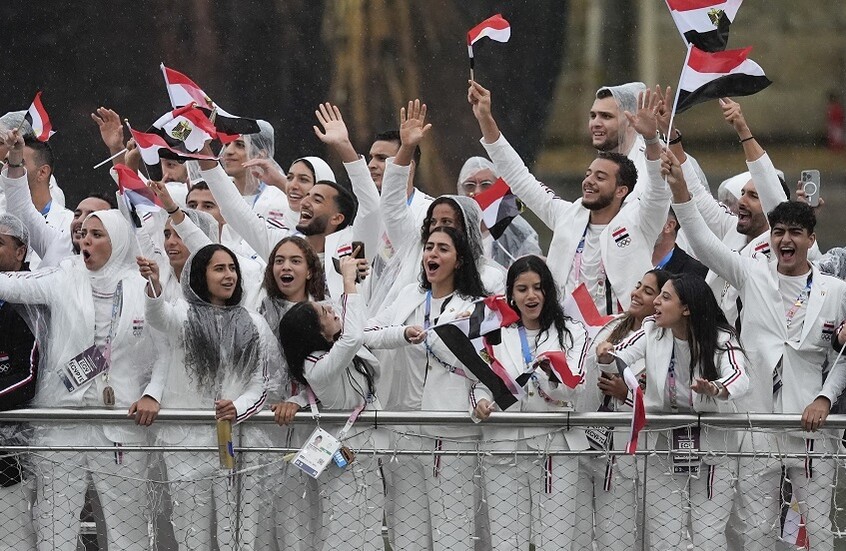 بعد "انتقادات وسخرية" بسبب مركزه في أولمبياد 2024.. لاعب مصري يدافع عن نفسه في فيديو