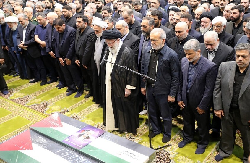 "أكثر رعبا من الوعد الصادق".. صحف إيران تنذر بردّ إيراني وشيك (صور)
