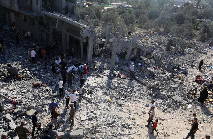 الدفاع المدني بغزة: مقتل 27 فلسطينيا في القطاع والجيش الإسرائيلي يستخدم أسلحة فتاكة محرمة دوليا
