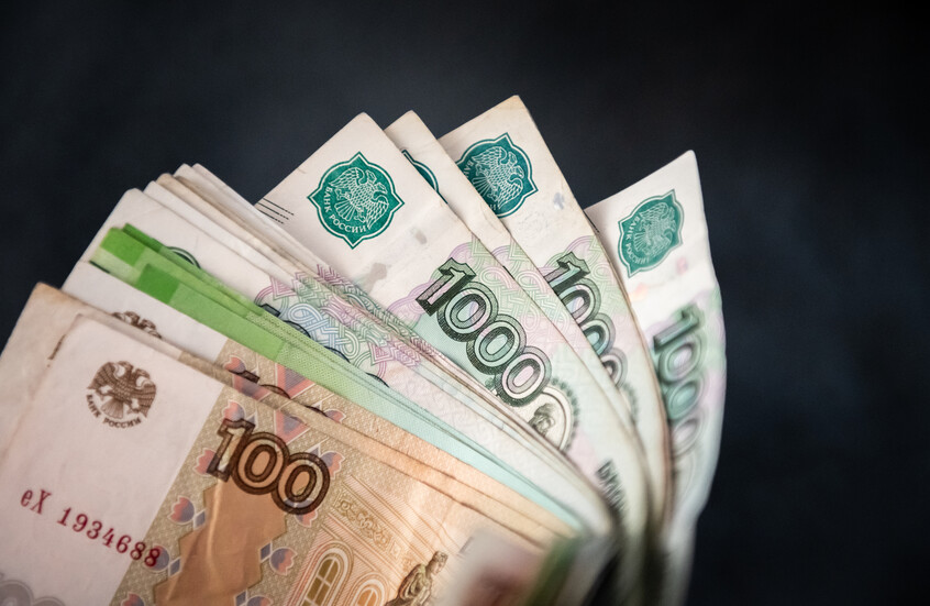 فائض الميزان التجاري لروسيا يقفز بأكثر من 30%