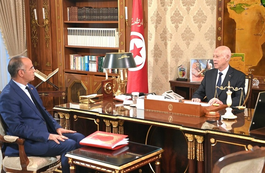 رئيس تونس: كرامة الوطن من كرامة مواطنيه ولابد من وضع حد نهائي للمناولة وعقود الشغل الهشة