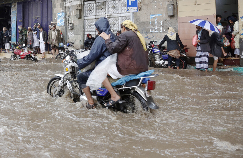 اليمن.. مصرع وإصابة 129 شخصا جراء الأمطار الغزيرة والسيول في محافظة الحديدة