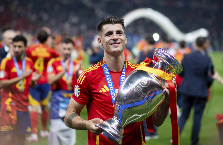 الكشف عن سبب انفصال نجم منتخب إسبانيا موراتا عن زوجته أليس