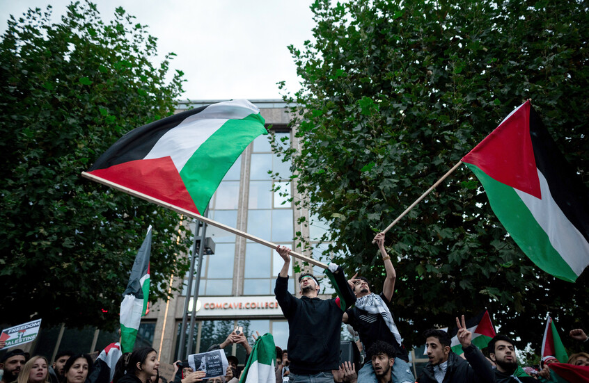 تجمع دعما لفلسطين ينطلق في ساحة الأمة في باريس (فيديو)