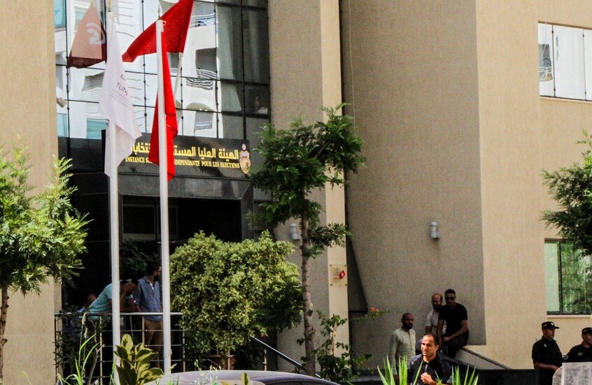 محكوم بالسجن 20 شهرا.. مترشح للرئاسة في تونس يتعهد بخوض حملته الانتخابية من محبسه