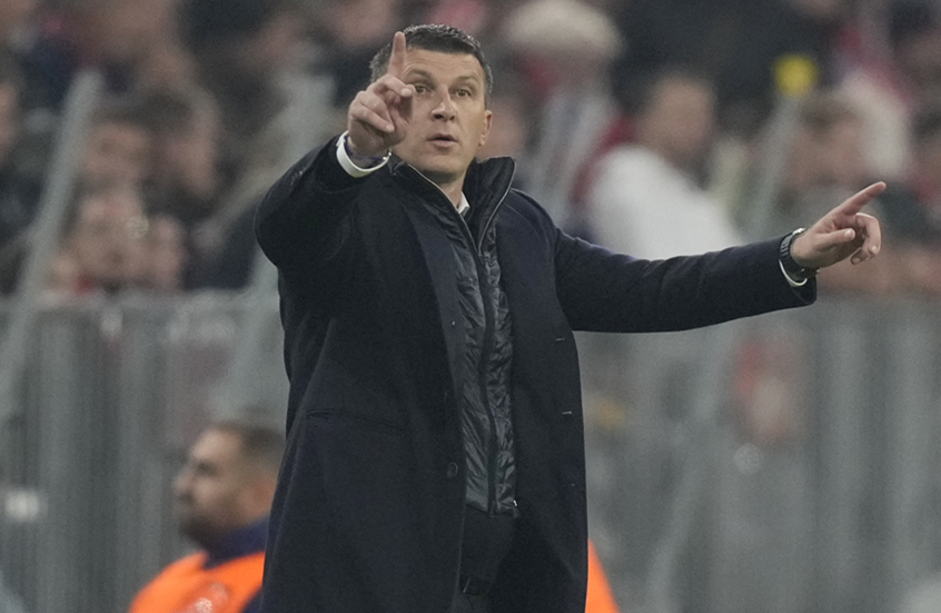 دينامو زغرب يقيل مدربه بعد الخسارة الثقيلة أمام بايرن ميونخ