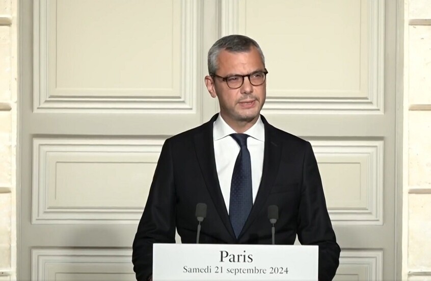 فرنسا.. الإليزيه يعلن عن تشكيل حكومة يمين الوسط الجديدة بعد شهرين من انتخابات مثيرة للانقسام (فيديو)