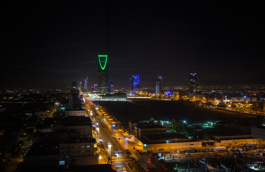 السعودية تسجل رقما اقتصاديا هو الأول منذ نوفمبر 2020
