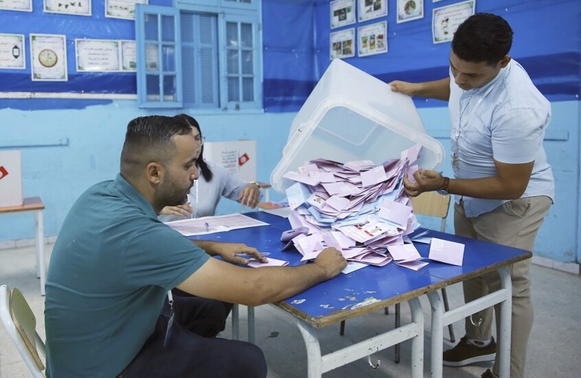 تونس.. نسبة الإقبال في الانتخابات الرئاسية بلغت 27.7% بعد انتهاء التصويت
