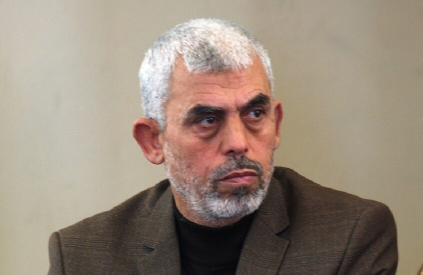ماكرون يعلق على مقتل يحيى السنوار