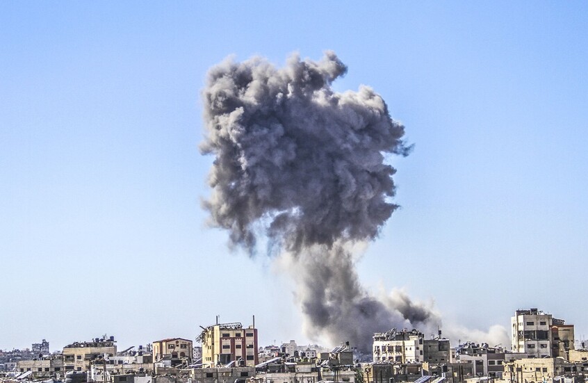 الإغاثة الطبية الفلسطينية: إسرائيل تمنع انتشال الجثامين من تحت الأنقاض في جباليا