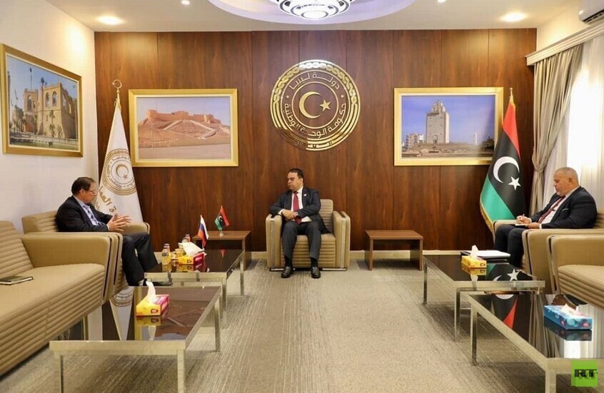 ليبيا.. وزير العمل يبحث مع السفير الروسي تعزيز التعاون في مجالات التدريب المهني وتطوير القوى العاملة