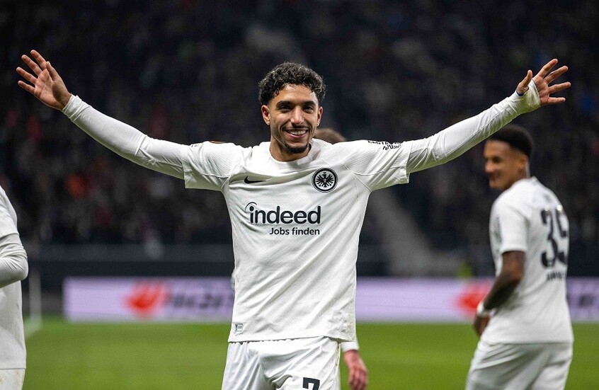 مرموش يخطف الأنظار عن محمد صلاح.. جائزة جديدة "تغازل" النجم المصري