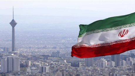 إيران تتوعد إسرائيل برد أوسع من عملية