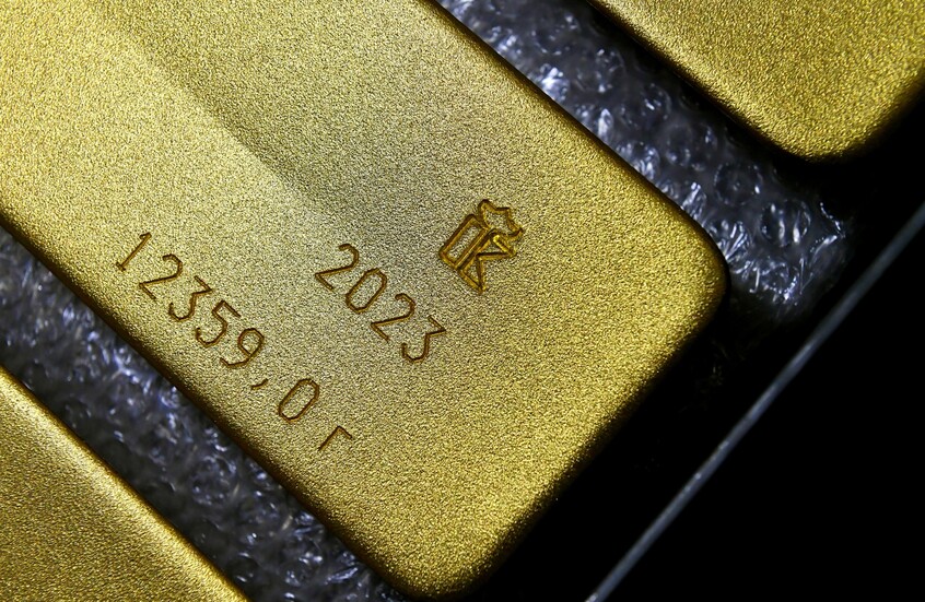 انخفاض أسعار الذهب في ظل جني الأرباح وارتفاع الدولار