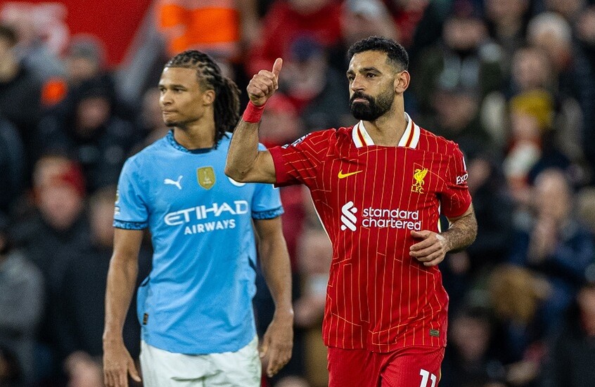 مشاحنة جديدة..  محمد صلاح يشن هجوما مضادا على  كاراغر والأخير يرد (فيديو)