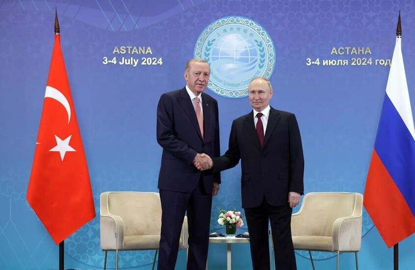 أردوغان وبوتين يبحثان هاتفيا تطورات الأوضاع في سوريا