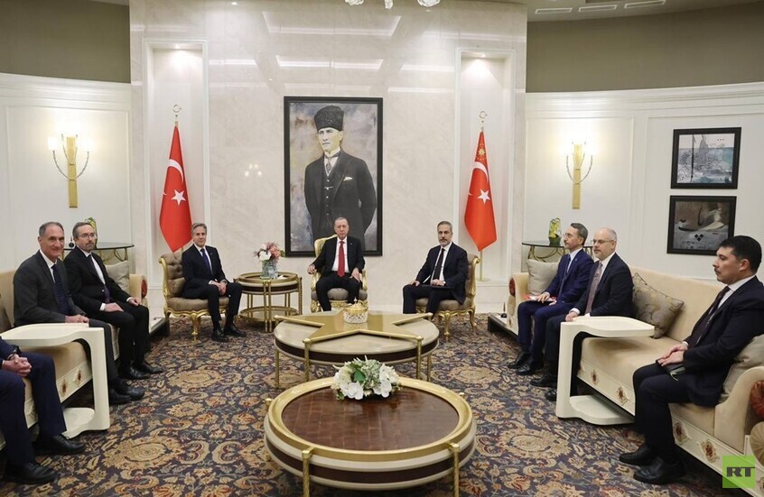أردوغان يبحث مع بلينكن الملف السوري ويهدد بإجراءات ضد العمال الكردستاني و"داعش النشيط"