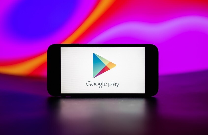 Google Play يحرم مطوري البرامج الروس من أرباح تطبيقاتهم