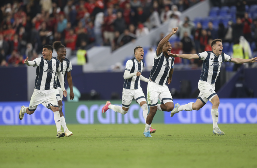 بسيناريو غريب في ركلات الترجيح.. باتشوكا يطيح بالأهلي ويضرب موعدا مع ريال مدريد في نهائي كأس القارات