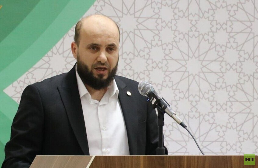 رئيس الحكومة السورية الانتقالية يتعهد بإعادة هيكلة وزارة الدفاع