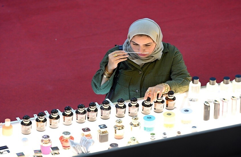 مخاطر استخدام العطور الرديئة