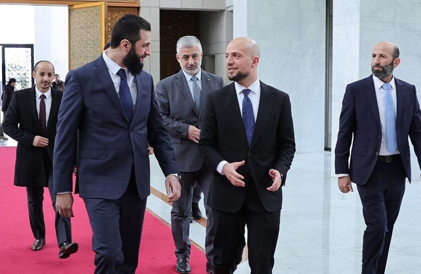 وزير الدولة للاتصال في ليبيا عقب لقاء الشرع: ندعم استقرار سوريا والتنسيق الأمني مع دمشق ضروري