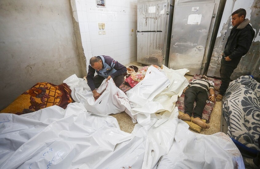 صحة غزة: 3 مجازر إسرائيلية جديدة بالقطاع راح ضحيتها 30 فلسطينيا