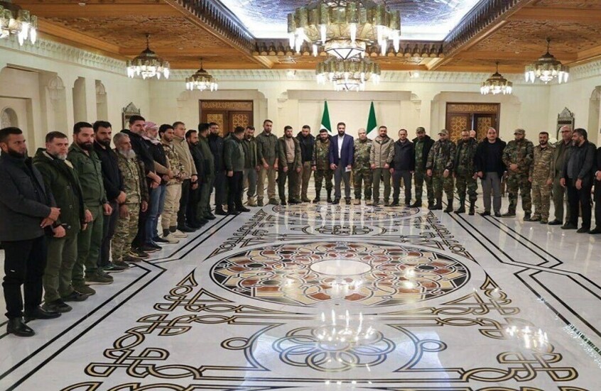 تقرير: الشرع يعين مواطنا غير سوري عميدا في قيادة الجيش