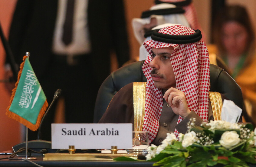 كيف تنظر السعودية إلى لبنان حاليا؟ وهل هي جاهزة لتلعب دورا بخصوصه؟ وزير الخارجية يجيب (فيديو)