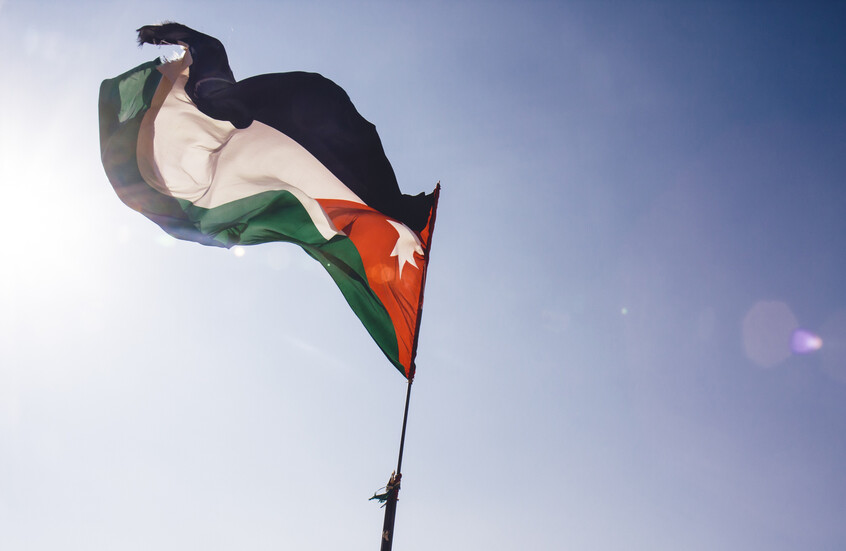 الأردن.. الأجهزة الأمنية تستدعي شابا يبيع هواء مدينة السلط (فيديو)