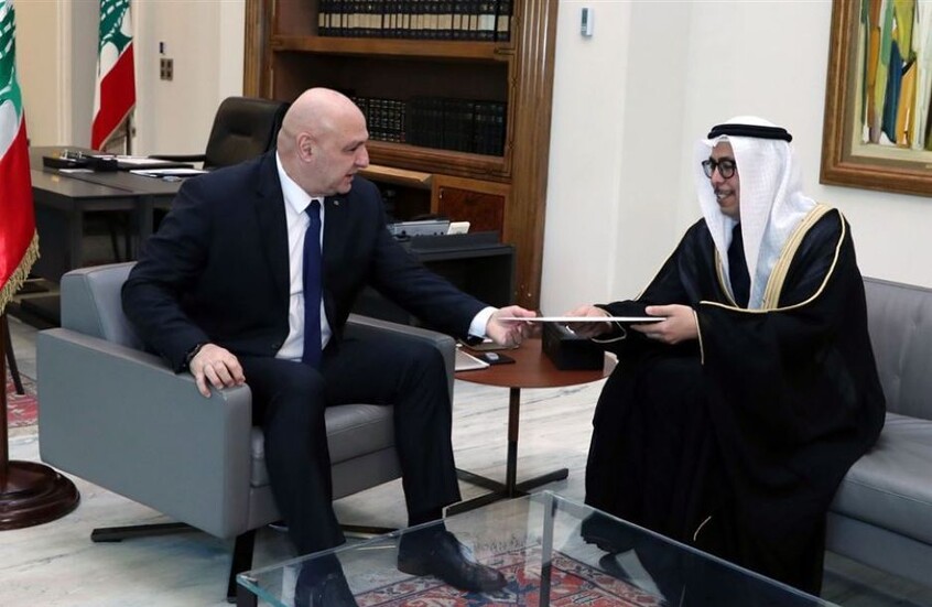 الرئيس الإماراتي يدعو عون للمشاركة في القمة العالمية للحكومات