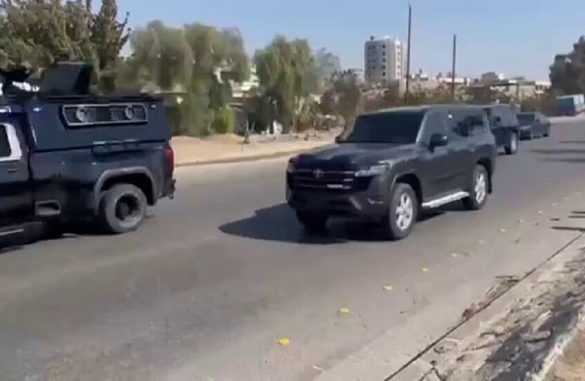 فيديو لموكب أمير قطر متجها من مطار دمشق باتجاه قلب العاصمة