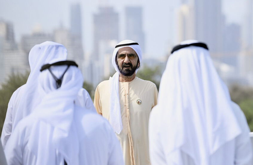 "الإمارات تغرد خارج السرب الاقتصادي العالمي"..  محمد بن راشد يعلن انجازا تاريخيا للاقتصاد الإماراتي