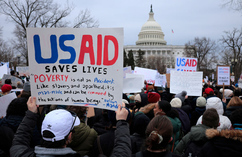 المنظمات الممثلة للعمال الاتحاديين في أمريكا ترفع دعوى قضائية لوقف إغلاق ترامب لـUSAID