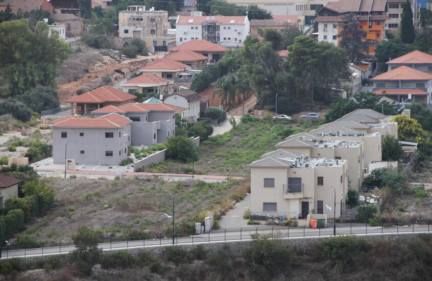 الجيش الإسرائيلي يصدر تعليمات لسكان لبنان
