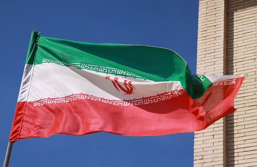 طهران: ملتزمون بالتفاوض المشرف والتصدي الحازم للضغوط والتهديدات