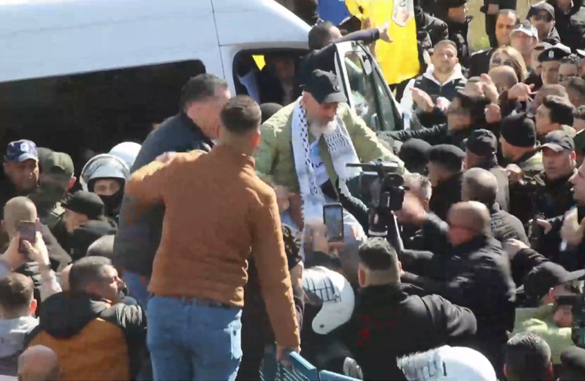 استقبال حاشد للأسرى الفلسطينيين المفرج عنهم في الضفة الغربية
