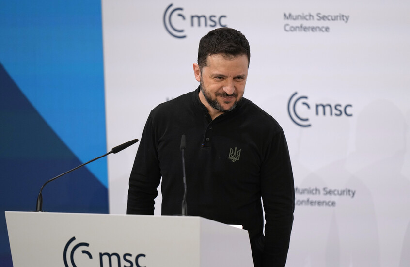ميونيخ تمنع زيلينسكي من التحدث بلغته ومواقع التواصل تستحضر بوتين (فيديو)