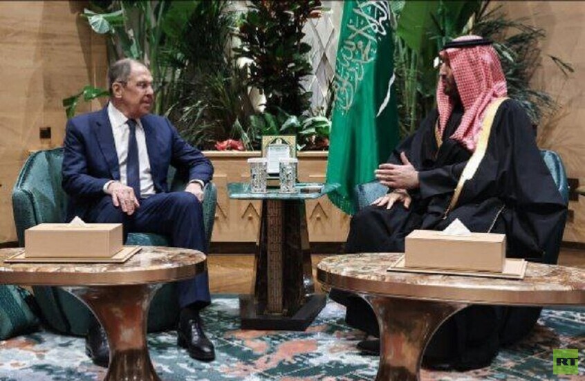 السعودية..  ولي العهد محمد بن سلمان يلتقي لافروف